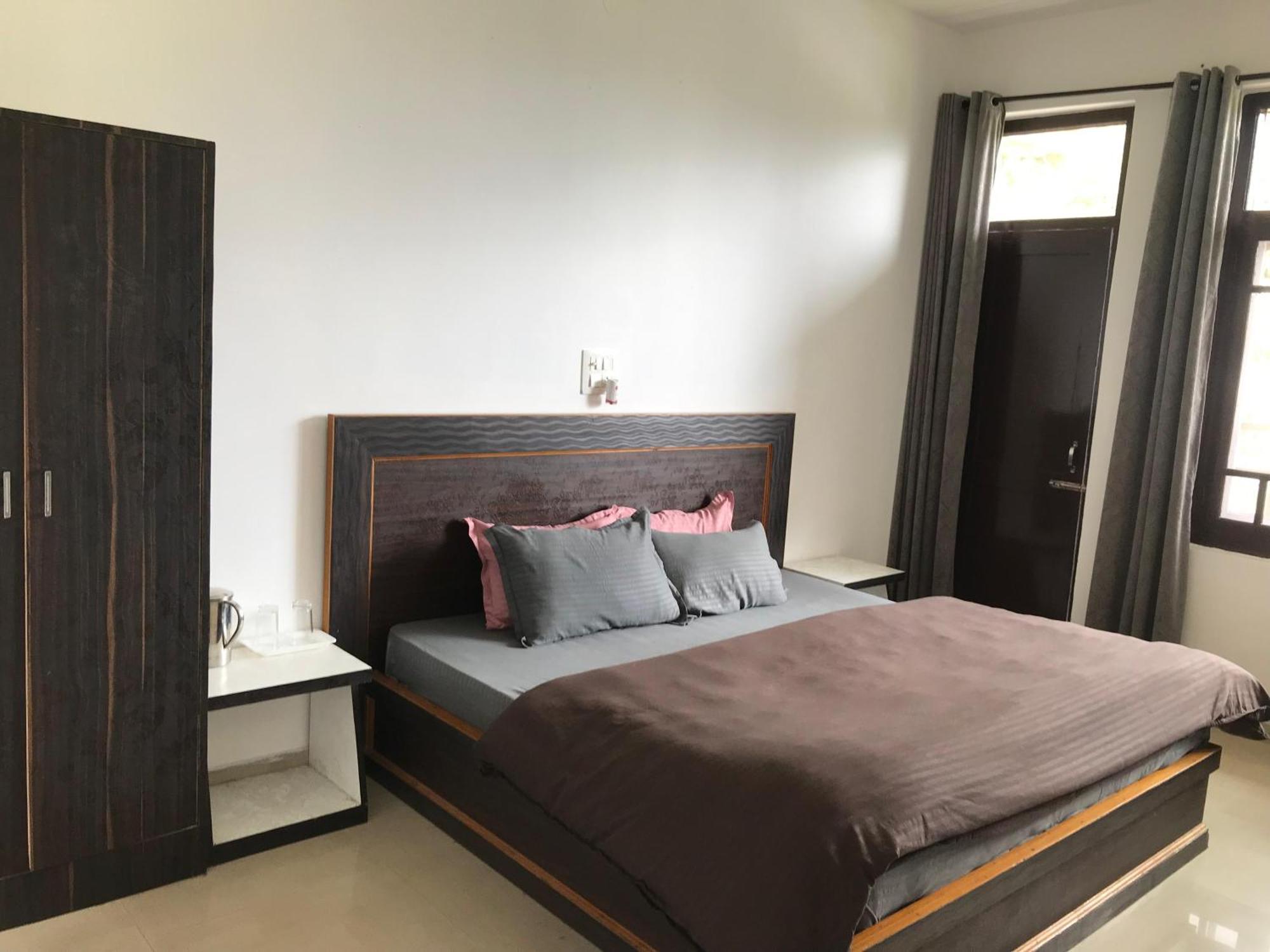 Mcleodganj Diaries Guest House Дармсала Екстер'єр фото